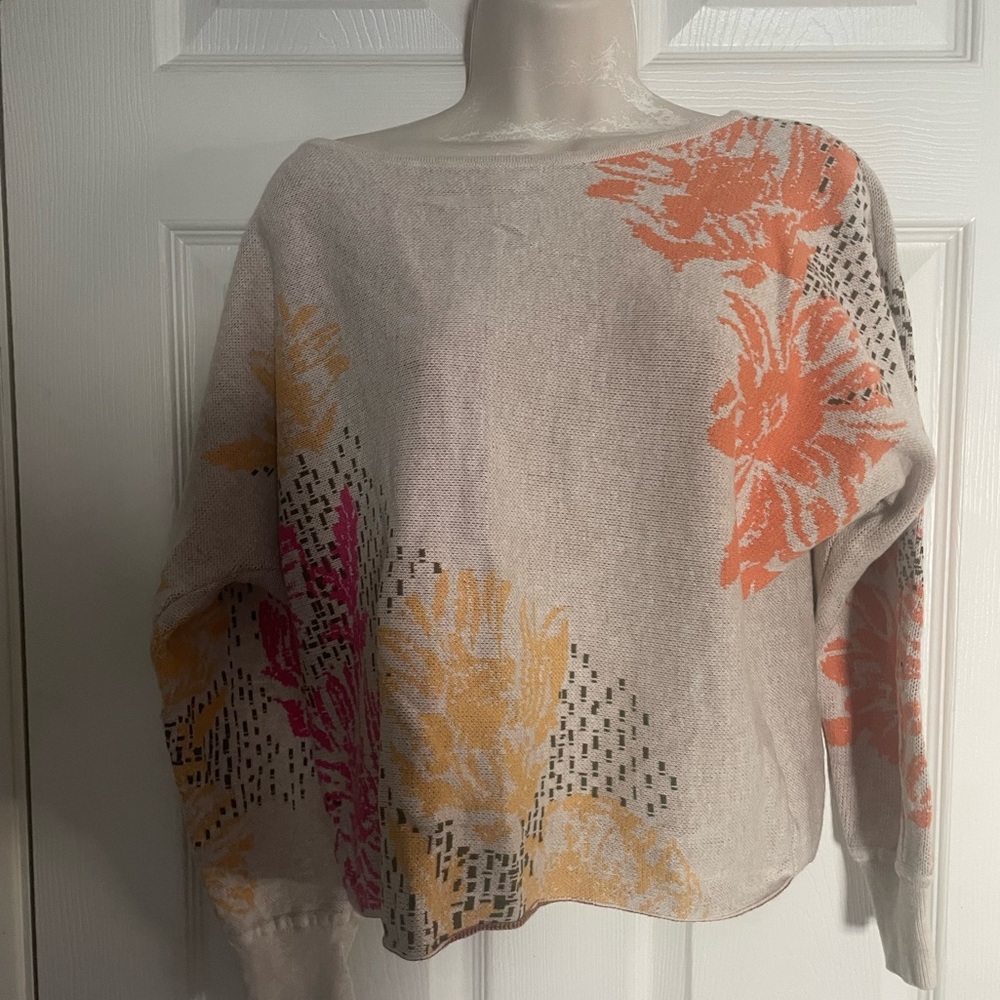 Elegant Floral Women's Sweater